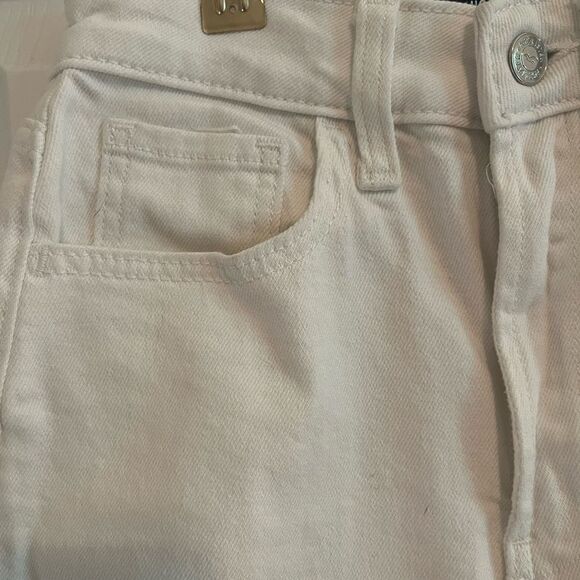 Hollister White Ankle Cropped Jeans - Picture 5 of 12